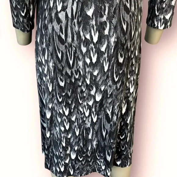 Talbots V Neck Stretchy Knit Faux Wrap Sheath Dress Ruched Size M Abstract Gray - Picture 13 of 16